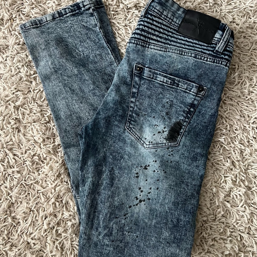 Marc Ecko Cut & Sew Blue Slim men’s Jeans with Distressed acid wash Finish 32x32